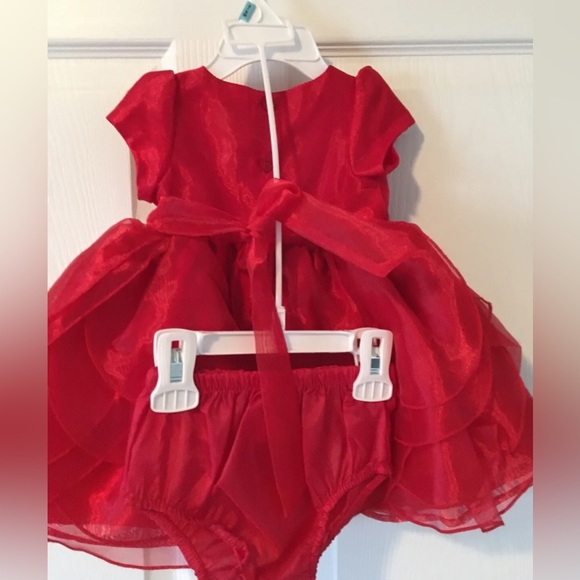 Nannette Baby Girls Sz 3/6 mo Petal tiered dress, formal, special occasion, NWT - Picture 8 of 8
